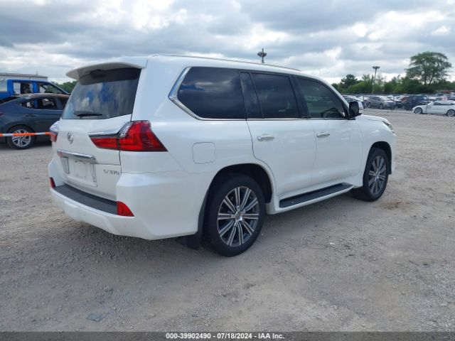 JTJHY7AXXG4196450 Lexus LX 570