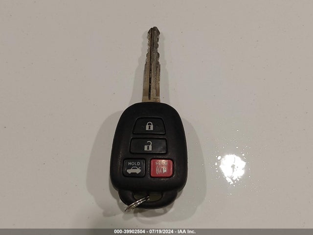 Toyota COROLLA SE 2017 5YFBURHE1HP693504 Image 11