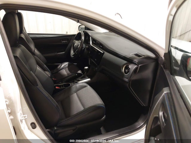 Toyota COROLLA SE 2017 5YFBURHE1HP693504 Image 5
