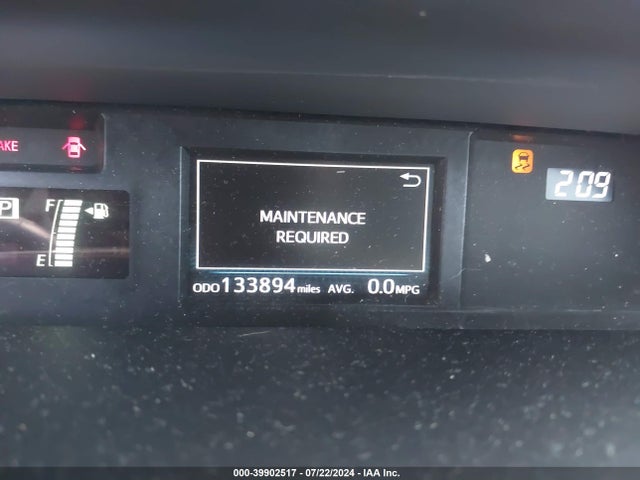Toyota Prius V Four 2016 JTDZN3EU9GJ054357 Image 15