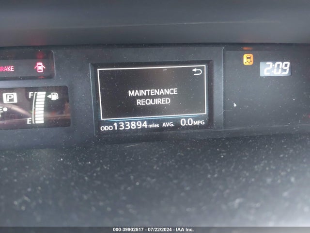 JTDZN3EU9GJ054357 Toyota Prius V Four