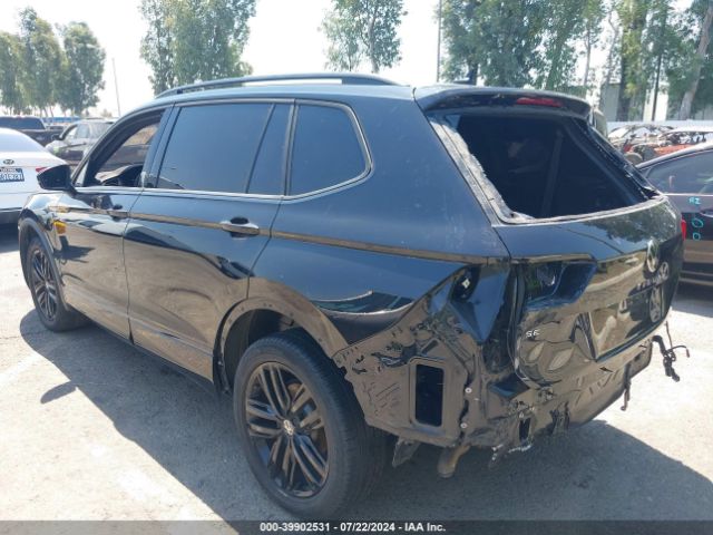 3VVCB7AXXNM063348 Volkswagen Tiguan 2.0t Se R-line Black