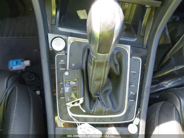WVWLF7AU1GW222821 Volkswagen Golf R 4-door