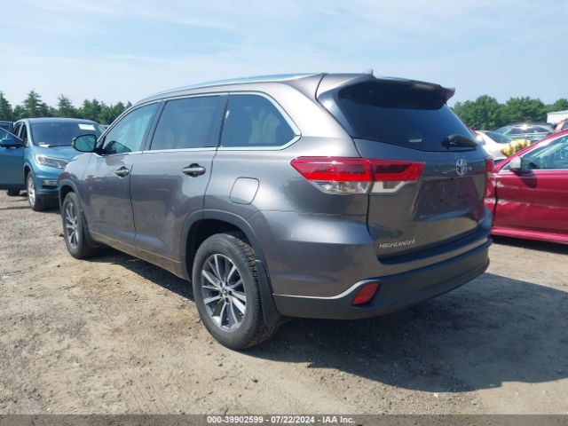 5TDJZRFH7JS541086 Toyota Highlander Xle