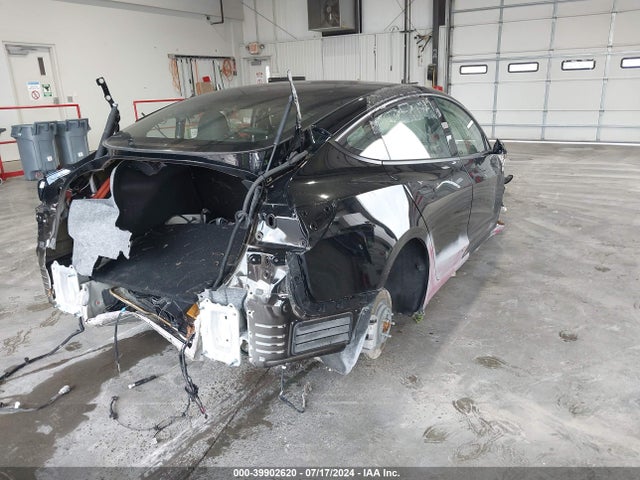 Tesla Model 3 Long Range Dual Motor All-wheel Drive 2022 5YJ3E1EB4NF192272 Image 4