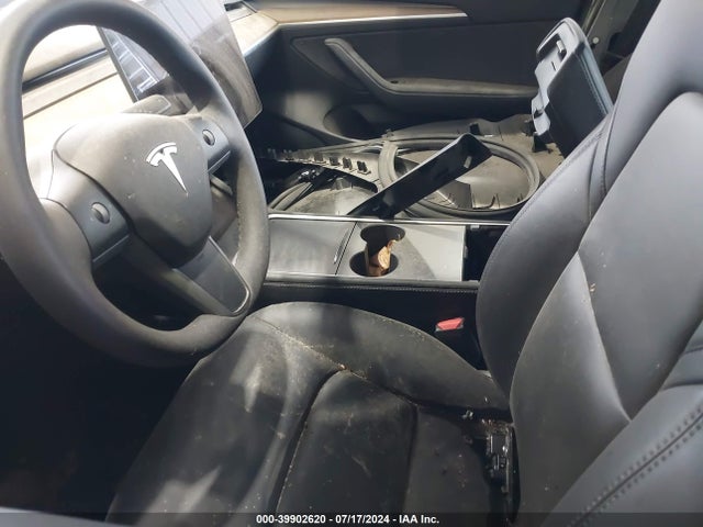 Tesla Model 3 Long Range Dual Motor All-wheel Drive 2022 5YJ3E1EB4NF192272 Image 5