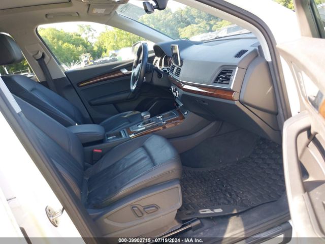 WA1BNAFYXJ2003677 Audi Q5 2.0t Premium/2.0t Tech Premium