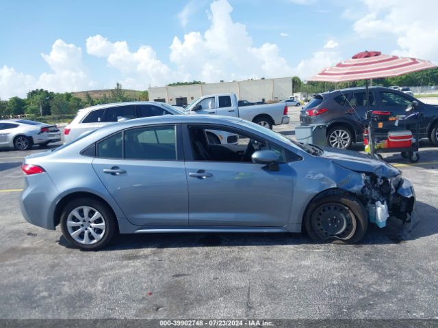 JTDEPMAE8NJ228901 Toyota COROLLA LE