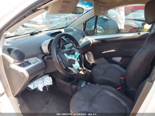 KL8CD6S99EC433265 Chevrolet Spark 1lt Auto