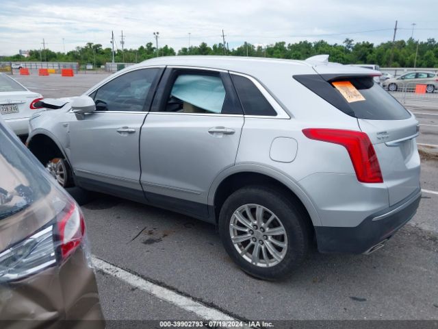 1GYKNARS5HZ323823 Cadillac Xt5 Standard