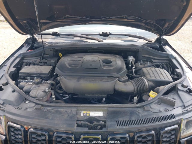 1C4RJFAG4KC730059 Jeep Grand Cherokee Upland 4x4