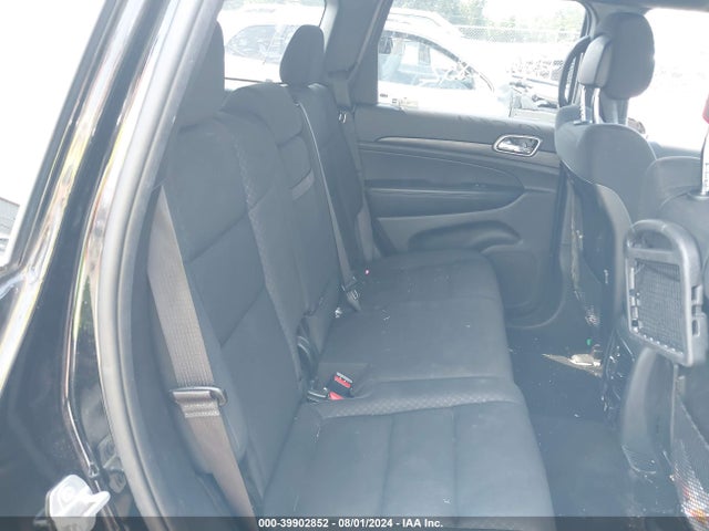 1C4RJFAG4KC730059 Jeep Grand Cherokee Upland 4x4