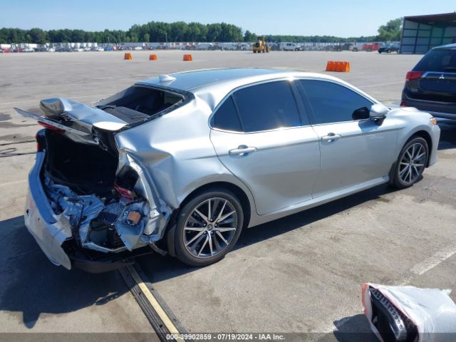 4T1F31AK0RU062247 Toyota Camry Hybrid Xle