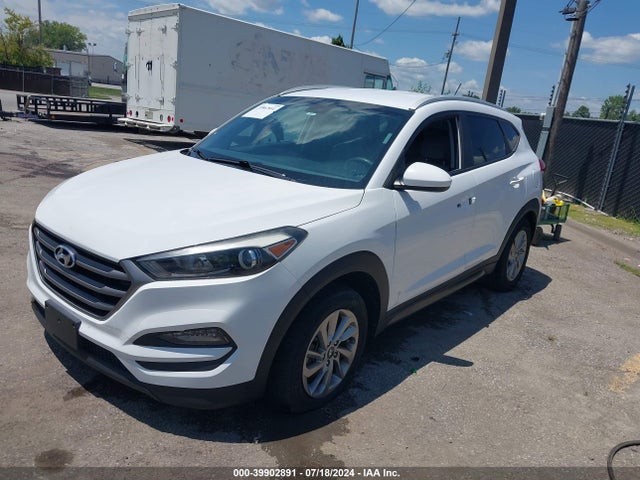 Hyundai TUCSON SE 2016 KM8J3CA49GU109229 Image 2