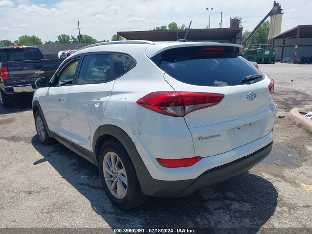 Hyundai TUCSON SE 2016 KM8J3CA49GU109229 Image 3