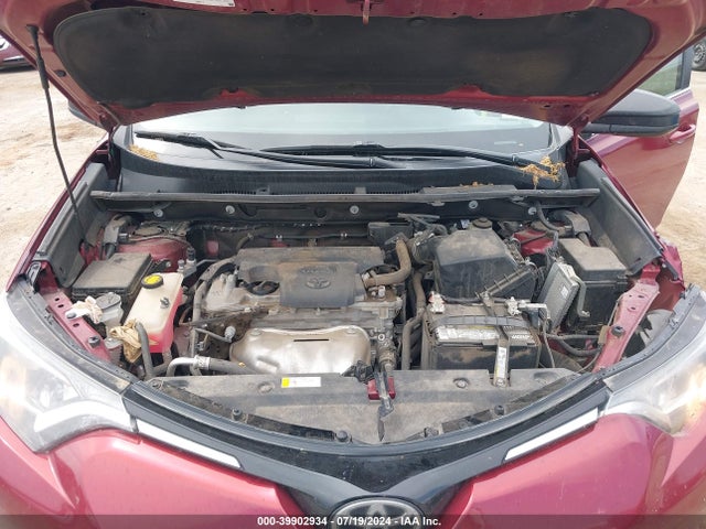 Toyota RAV4 LE 2018 2T3ZFREV8JW442083 Image 10
