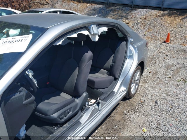 Toyota CAMRY LE 2023 4T1C11AK7PU757542 Image 21