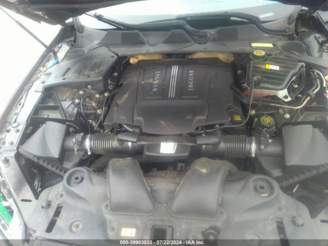 2011 JAGUAR XJ SAJWA2GB1BLV13318 Photo 9