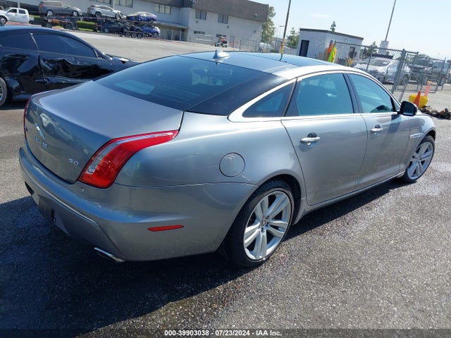 2013 JAGUAR XJ SAJWA2GB6DLV49864 Photo 3