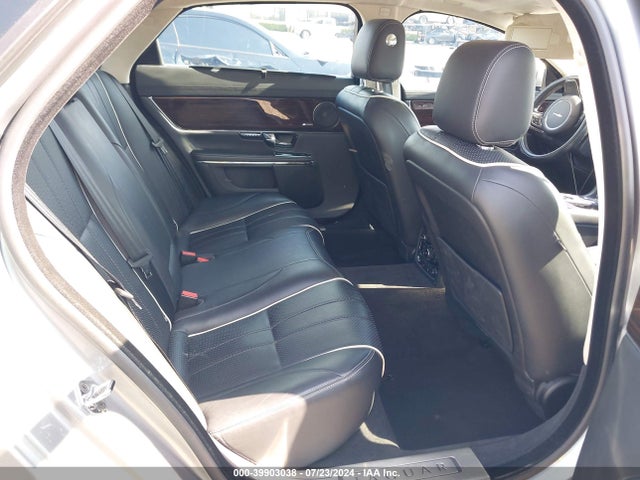 2013 JAGUAR XJ SAJWA2GB6DLV49864 Photo 7