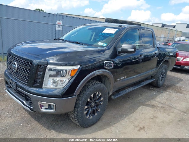 Nissan Titan Pro-4x 2017 1N6AA1E55HN538328 Image 2
