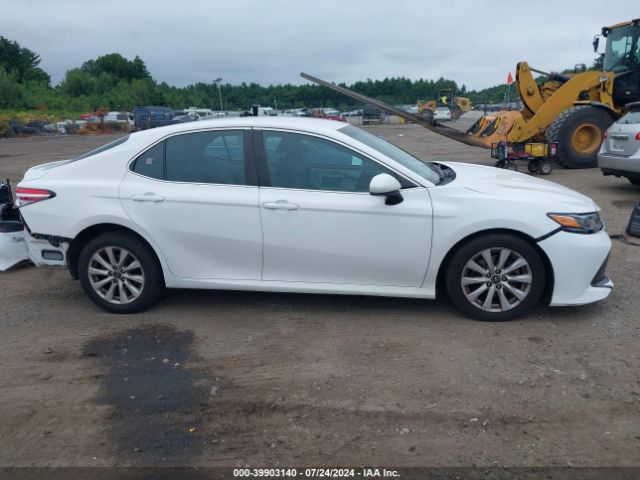 4T1B11HK1JU076981 Toyota CAMRY LE