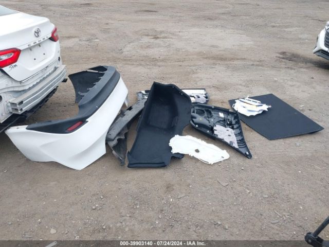 4T1B11HK1JU076981 Toyota CAMRY LE