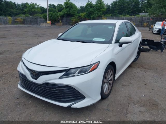 4T1B11HK1JU076981 Toyota CAMRY LE