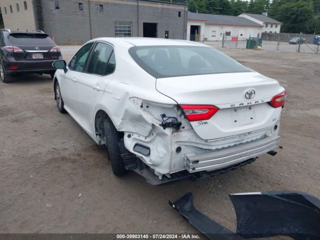 4T1B11HK1JU076981 Toyota CAMRY LE