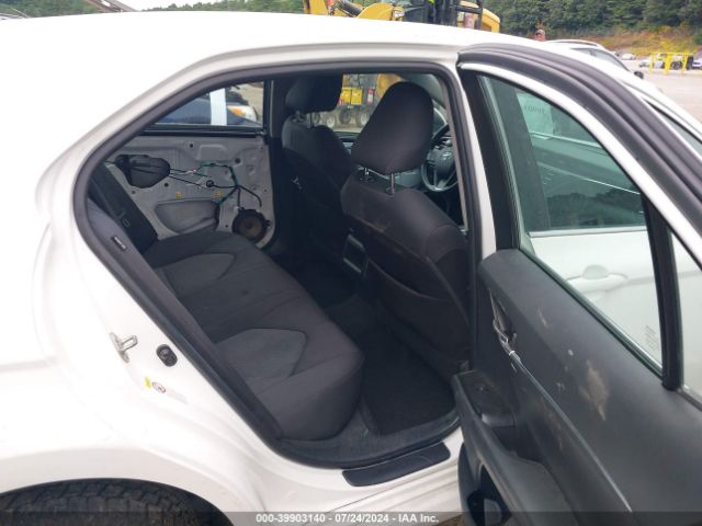 4T1B11HK1JU076981 Toyota CAMRY LE