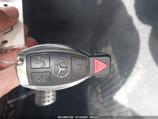 55SWF4JB5FU091078 Mercedes-Benz C 300 Luxury/sport