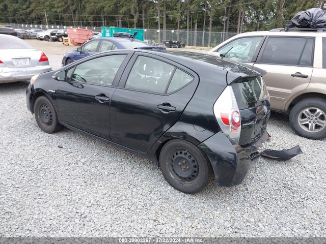 JTDKDTB3XE1073545 Toyota Prius C Two