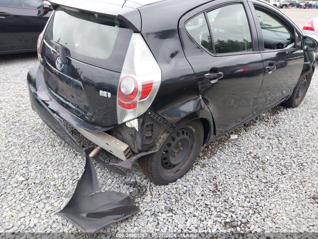 JTDKDTB3XE1073545 Toyota Prius C Two