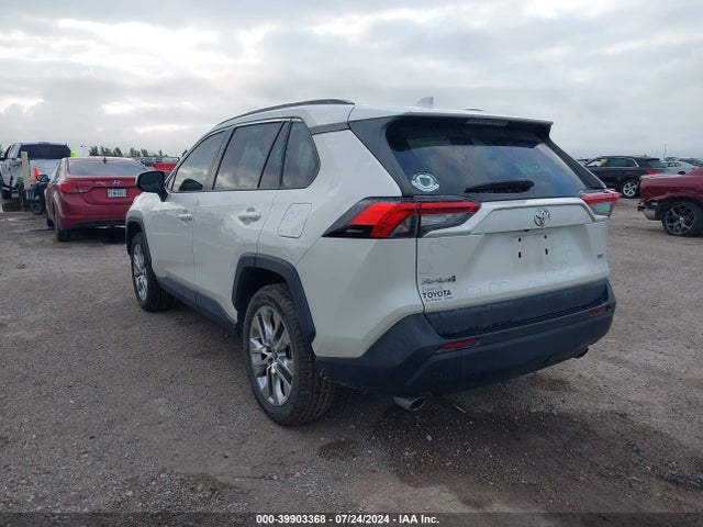 Toyota Rav4 Xle Premium 2021 2T3C1RFV4MW117180 Image 3