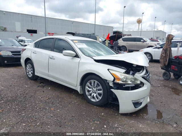 Nissan Altima 2.5 S 2015 1N4AL3APXFC413355 Image 1