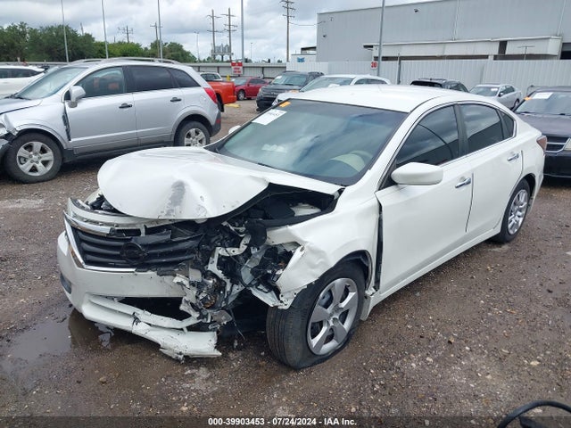 Nissan Altima 2.5 S 2015 1N4AL3APXFC413355 Image 2