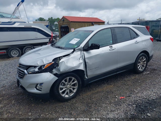 Chevrolet EQUINOX LS 2018 3GNAXHEV0JL113560 Image 2