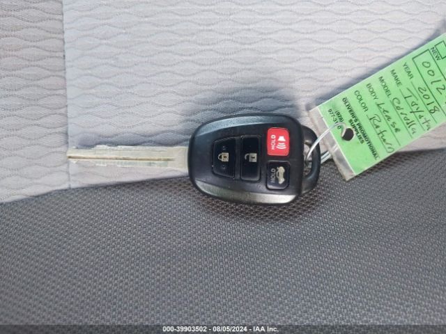 2T1BURHE4JC001242 Toyota COROLLA LE