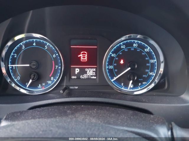 2T1BURHE4JC001242 Toyota COROLLA LE