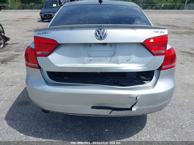 1VWBT7A34FC095085 Volkswagen Passat 1.8t Sport