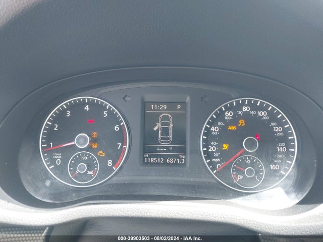 1VWBT7A34FC095085 Volkswagen Passat 1.8t Sport