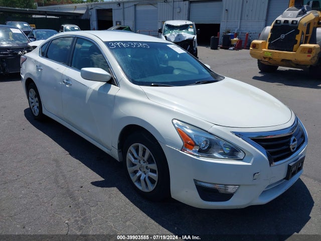 Nissan Altima 2.5 S 2015 1N4AL3AP6FC164343 Image 1