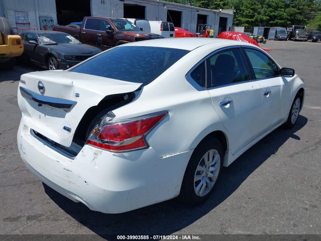 Nissan Altima 2.5 S 2015 1N4AL3AP6FC164343 Image 4