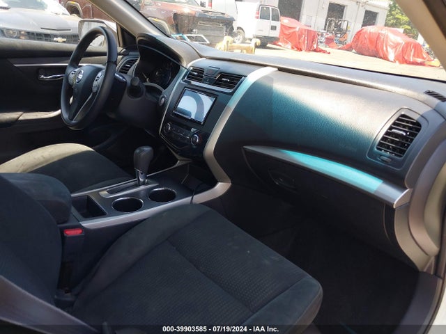 Nissan Altima 2.5 S 2015 1N4AL3AP6FC164343 Image 5