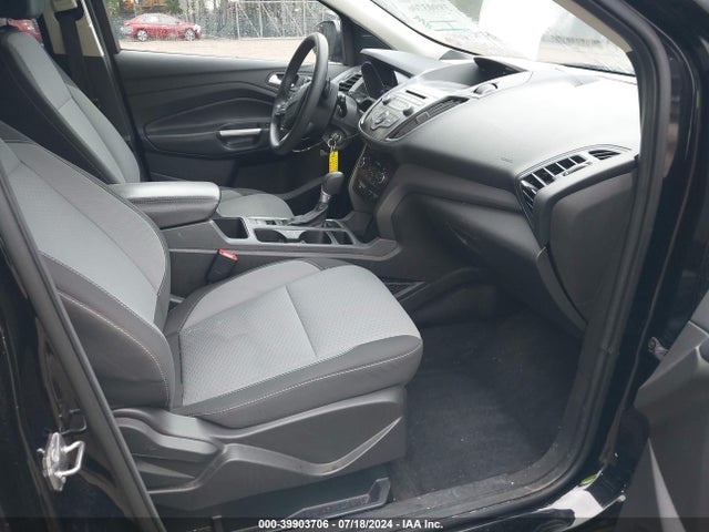 Ford ESCAPE SE 2017 1FMCU9GD2HUD14618 Image 5