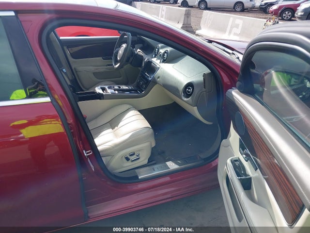 2012 JAGUAR XJ SAJWA2GB6CLV31038 Photo 4