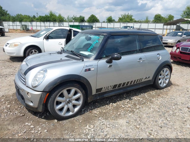 2005 MINI COOPER S WMWRE33575TG96055 Photo 1
