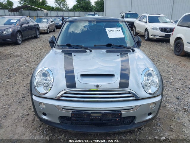 2005 MINI COOPER S WMWRE33575TG96055 Photo 5