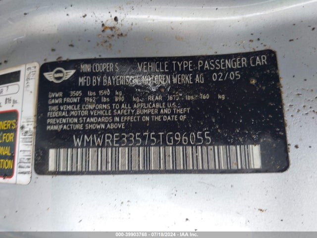 2005 MINI COOPER S WMWRE33575TG96055 Photo 8