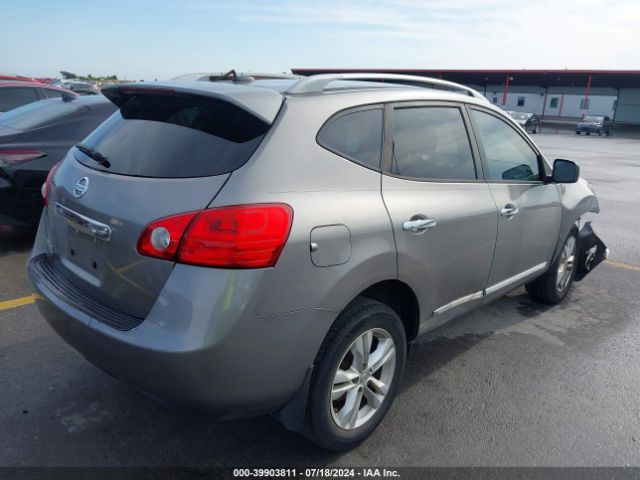 JN8AS5MT0FW160518 Nissan Rogue Select S